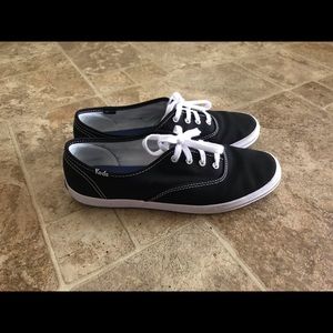 Women’s Keds Size 6.5